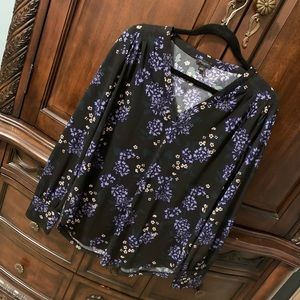 Ann Taylor 🧿 floral blouse🧿